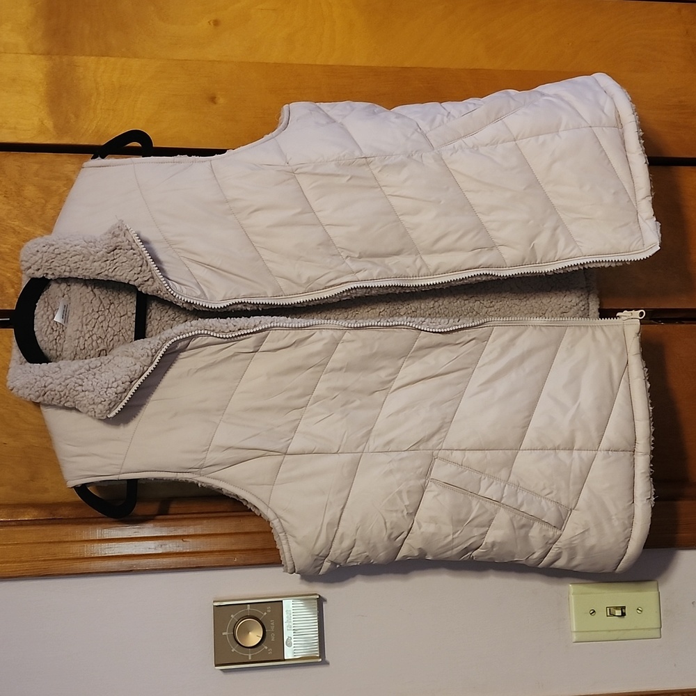 Time and Tru Vest